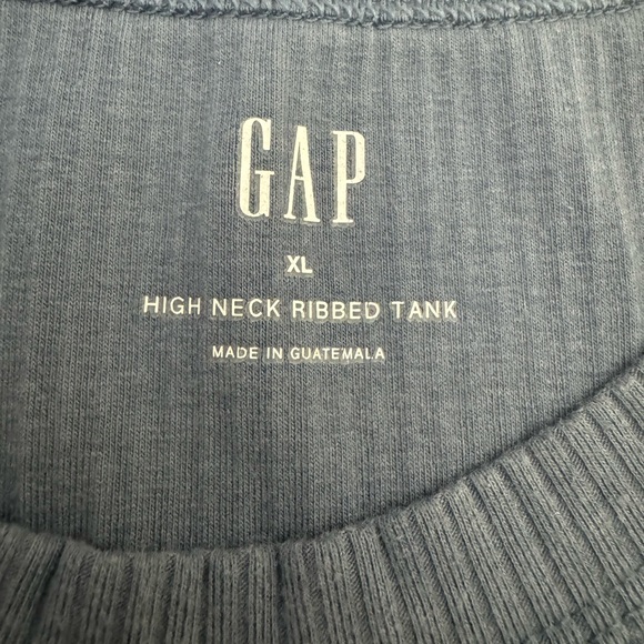 GAP Women’s Bundle (2) of Tank Tops -
(1) Black/White and (1) Blue Size XL - Picture 12 of 13